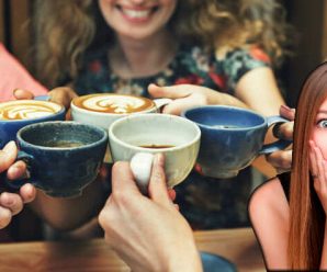 Beber Demasiado Café Hace que tus Pechos se Reduzcan, Según Estudios
